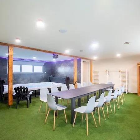 Dom wakacyjny Esplanade Maison Jeux Cinema Colmar *